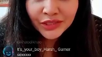 Paparan Langsung Rajsi Verma Yang Membara Dari Payudara Dan Derriere Yang Besar