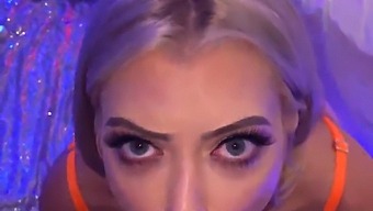 Linzee Ryder: Barbie Milf Thực Tế Ngoài Đời