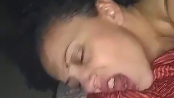 Adegan Seks Oral Yang Tak Terkendali Dan Penuh Gairah