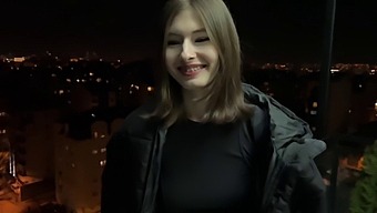Первый Раз Русской Подростковой Студентки В Любительском Порно Видео.
